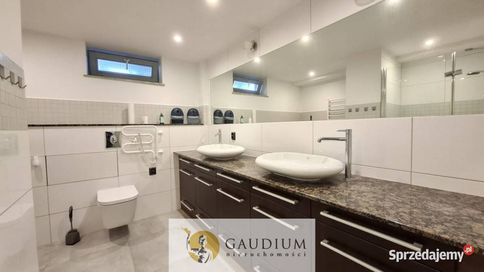 Dom z widokiem na jezioro Mezowo wolnostojący sprzedam