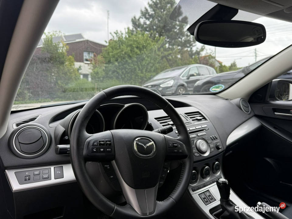 Mazda 3 zadbana oryginalny przebieg 1 WŁAŚCICIEL komputer pokładowy Poznań