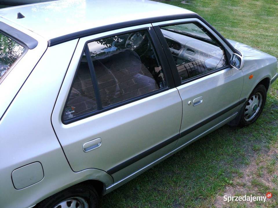 Skoda Felicia 16 MPI Benzyna LPG zimówki poduszka powietrzna Felicia