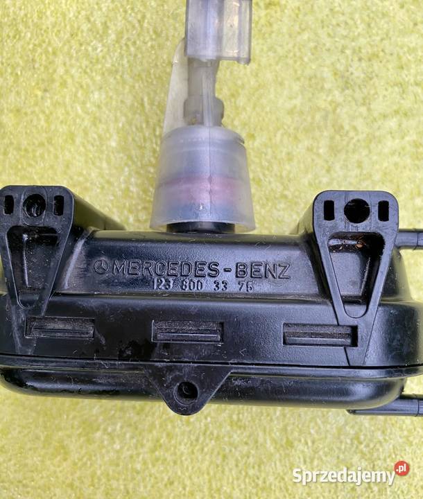 Mercedes w123 silownik centralnego OE1238003375 Łagiewniki
