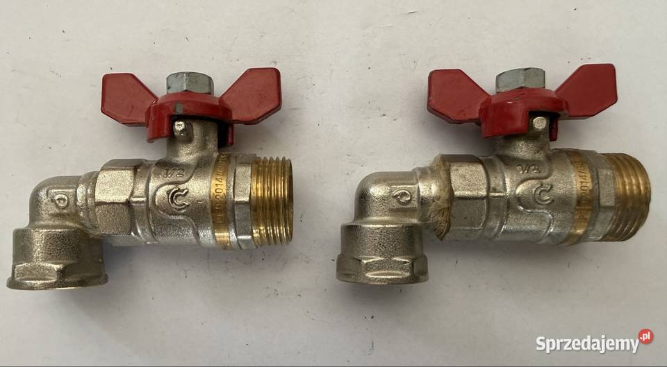 Dwa zawory kulowe 12 cala ze śrubunkiem sprzedam