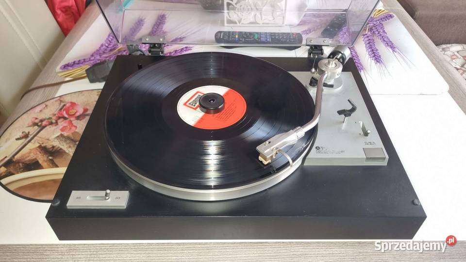 Gramofon Yamaha YP211 Belt Drive Półautomat Gramofony Warta