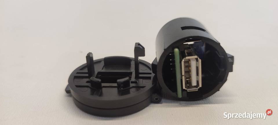 SUZUKI SWIFT MK9 PORT GNIAZDO USB