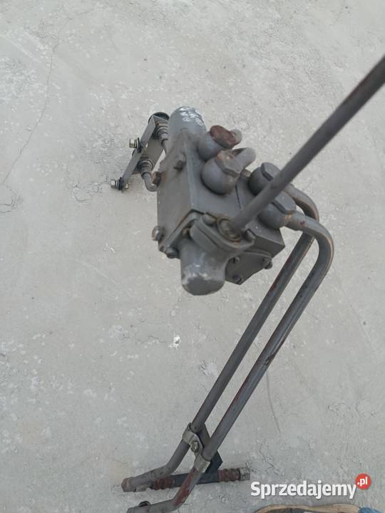 Rozdzielacz Ursus C330 na błotnik Grójec sprzedam