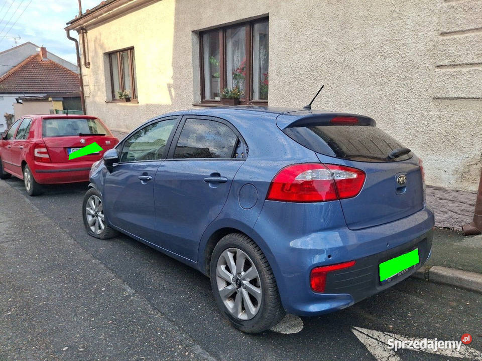 Kia Rio top 102015 12b83141000 lekko uszkodzona Kia Bochnia sprzedam
