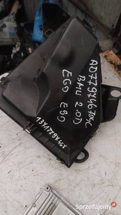 BMW E60 E90 20 D N47D20C obudowa filtra Kielce sprzedam