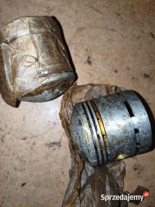 Nowe oryginalne tłoki 7795 Dniepr MT K650 Leszno