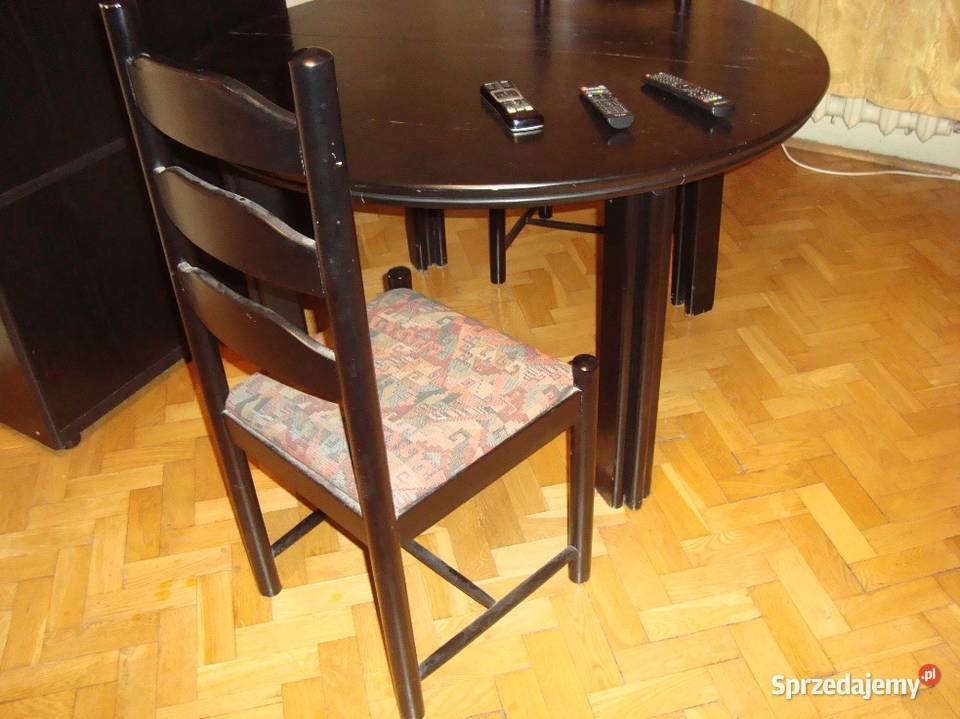 kpl mebli dwa regały stół i 4 krzesła szafka