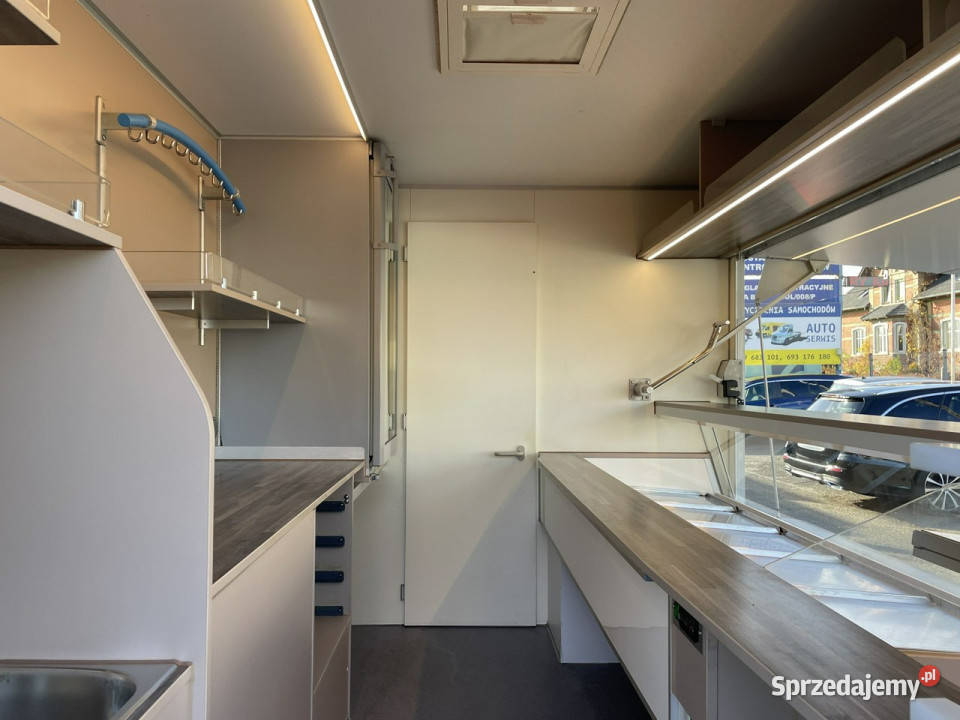 Renault Master Autosklep wędlin Gastronomiczny Rok produkcji 2017