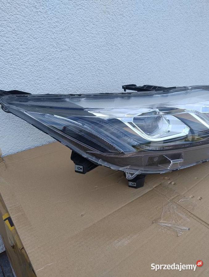 Lampa Mitsubishi Eclipse Cross prawa W3153 sprzedam