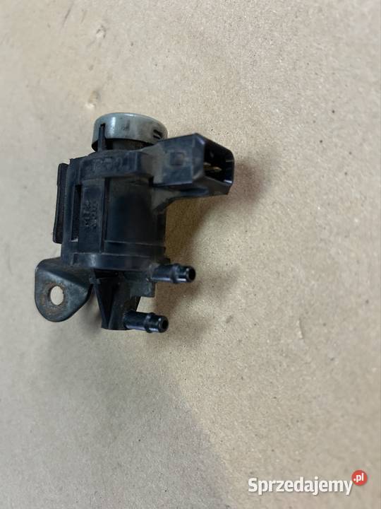 Zawór podciśnienia Passat b5 19tdi 1j0906283a osobowe Grudziądz