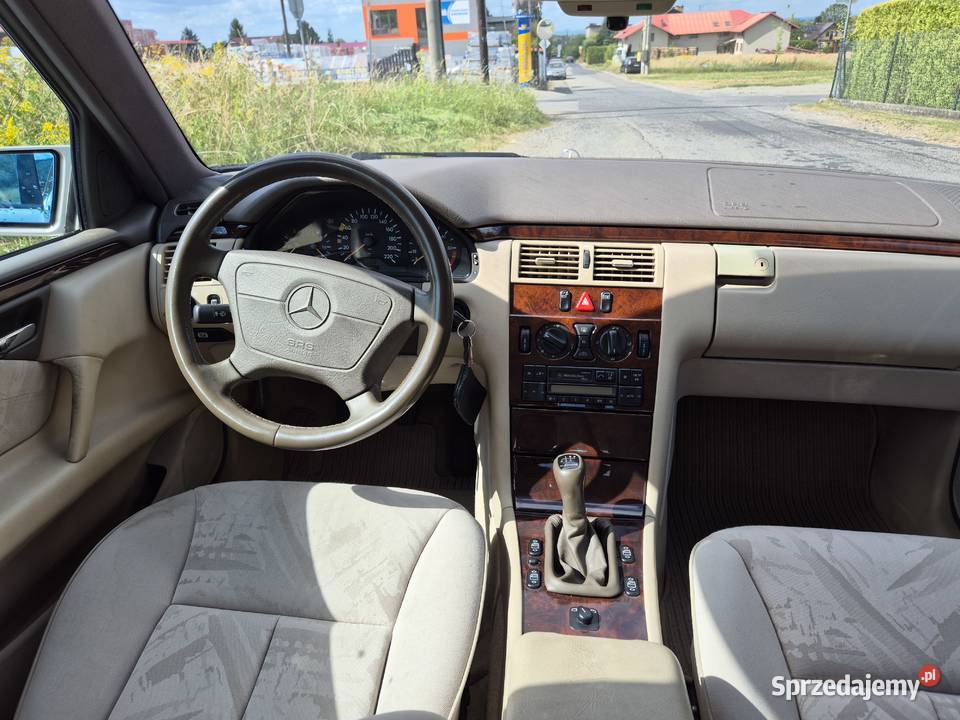 Mercedes W210 57000 PRZEBIEGU E220 22d 95 KLIMA śląskie Bujaków