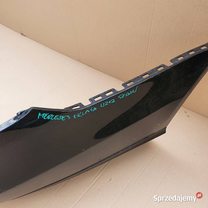 MERCEDES EKLASA W212 SEDAN ZDERZAK TYŁ TYLNY Trzciel