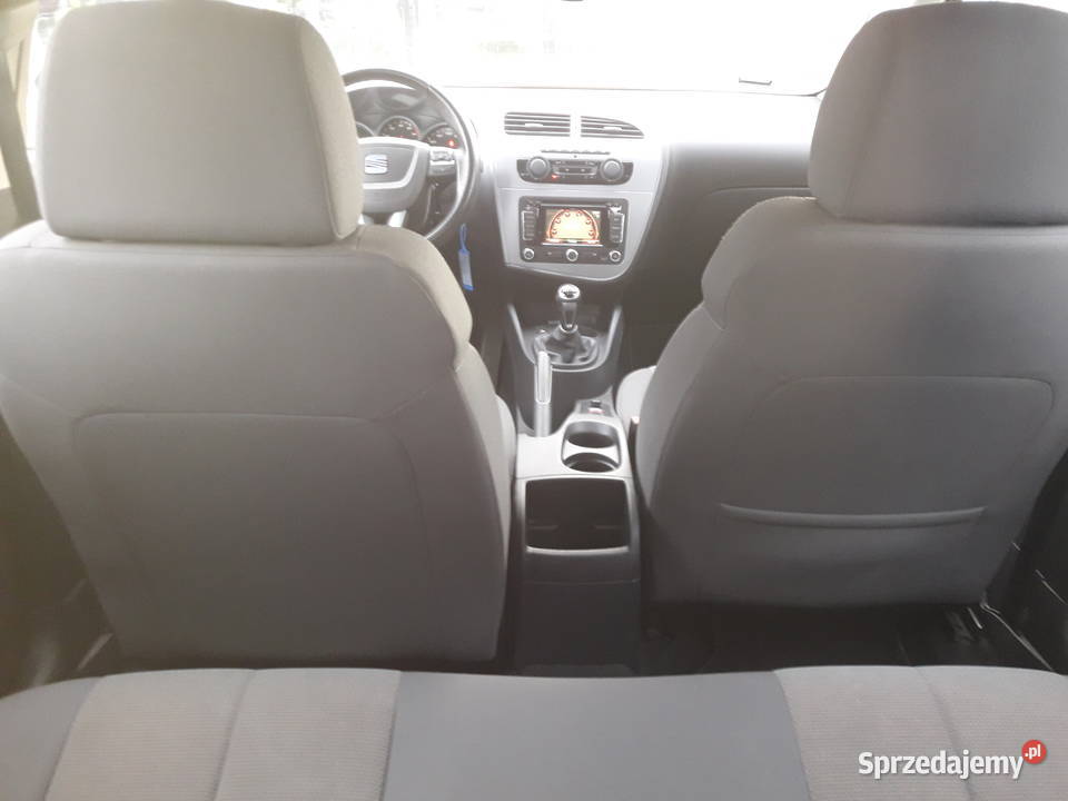 Sprzedam Seat Leon 14 Benzyna Moc 92 kW125 STAN Gniezno