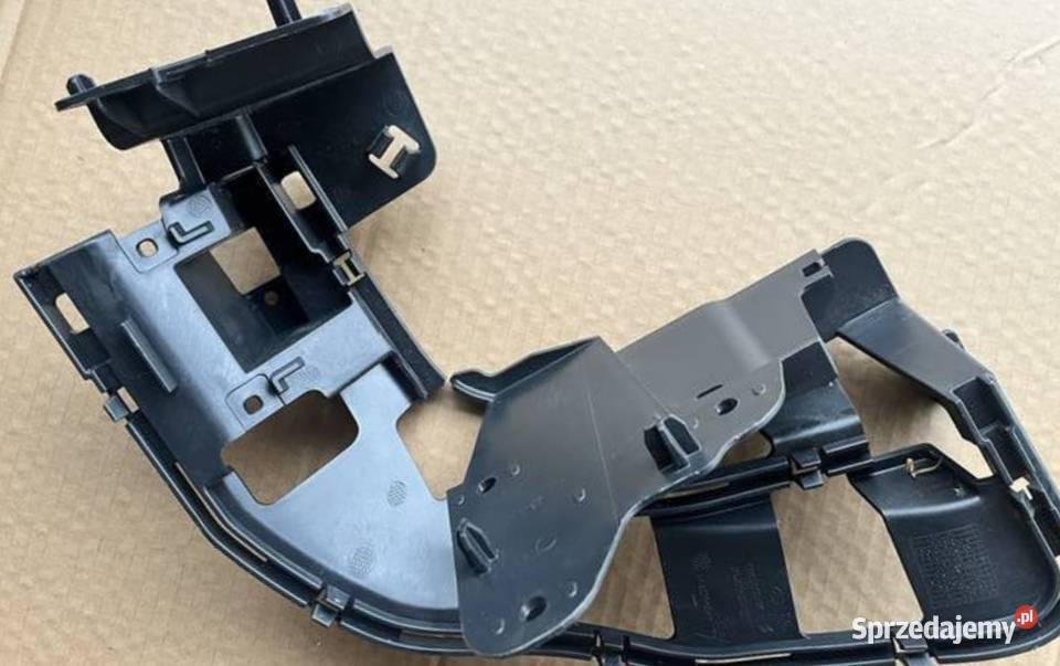 ŚLIZG ZDERZAKA LEWY TYŁ JUMPY PROACE EXPERT III