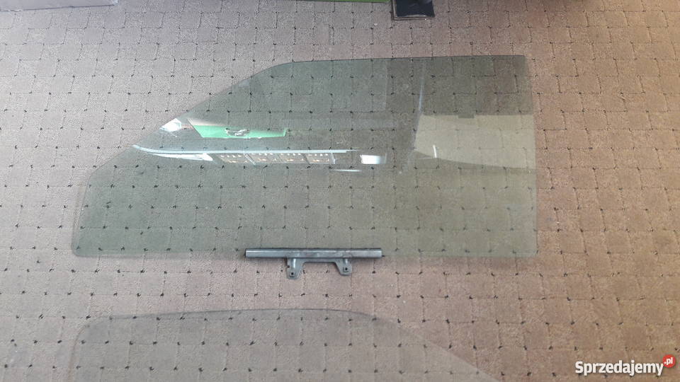 Szyby boczne GOLF III Świdnica Polska