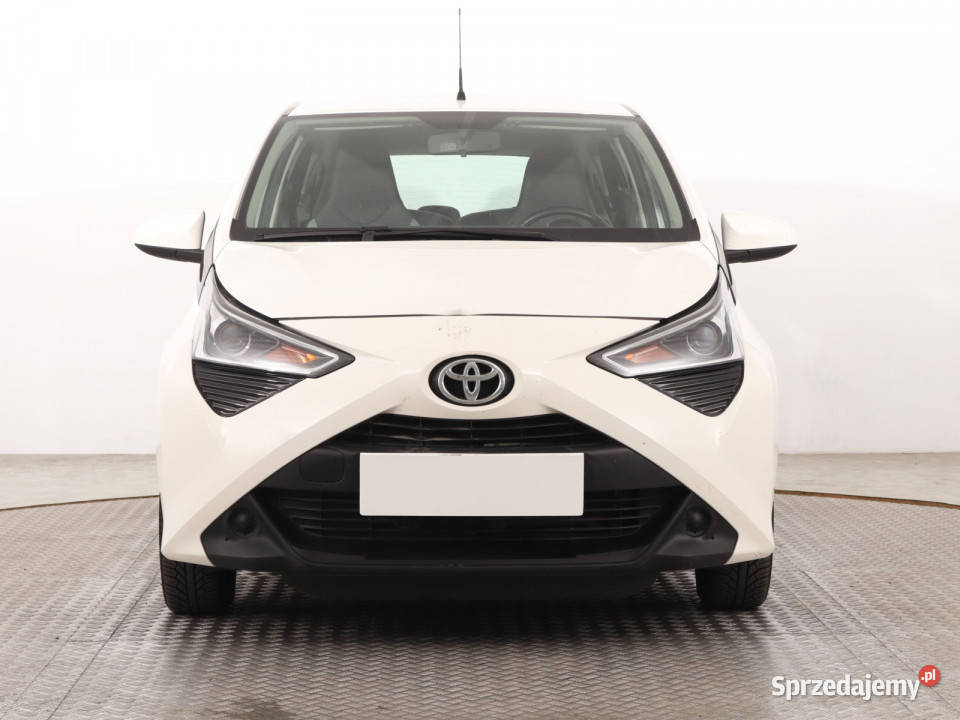 Toyota Aygo 10 VVTi elektryczne lusterka Aygo Katowice