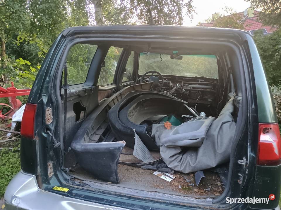 Części nissan Terrano 2400cm3 sprzedam