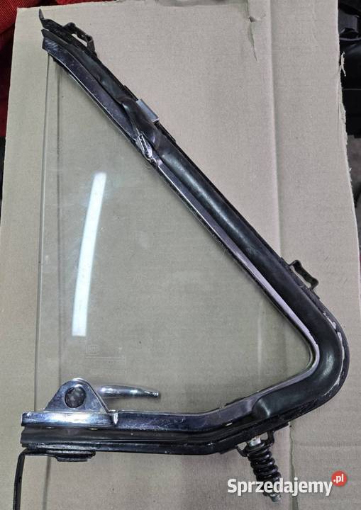 Okno trójkątne Wołga GAZ 24 Góra Kalwaria