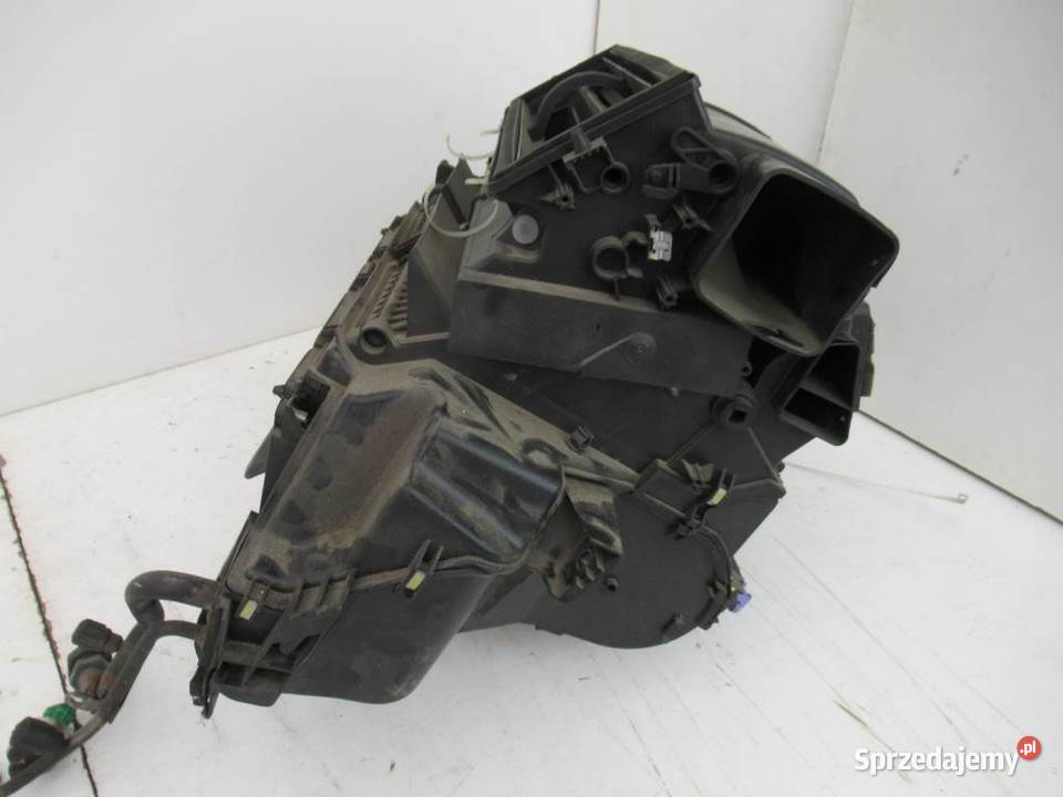 NAGRZEWNICA IVECO STRALIS I 5E9920200 Hatchback Nagrzewnice