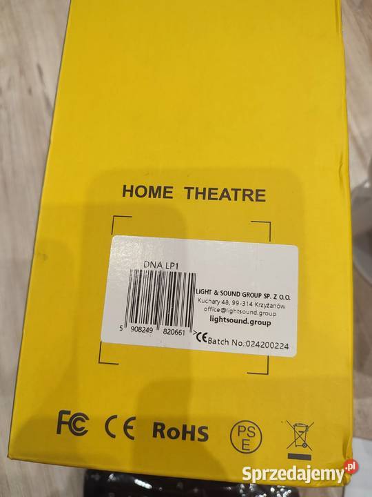 Przenośny projektor obrotowy 8K rzutnik głośnik Tarnów sprzedam