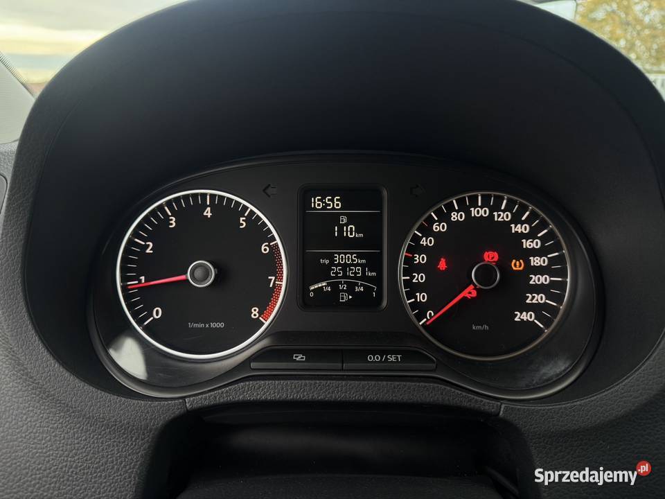 Volkswagen Polo 2012 12 mpi benzyna nieuszkodzony Krotoszyn