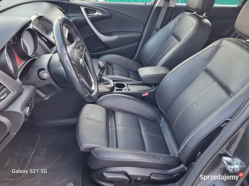 Opel Astra J 14 140 skóra nawigacja alufelgi Astra Płońsk