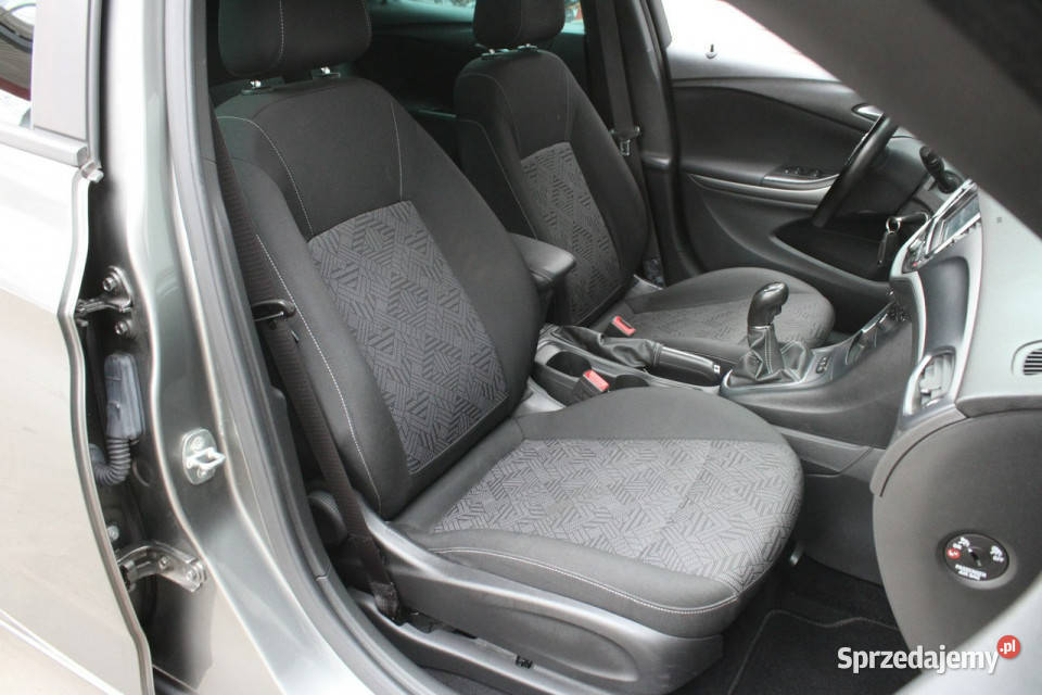 Opel Astra ACTIVEOrglakierBogate wyposazenieMaly VAT marża Astra Gliwice