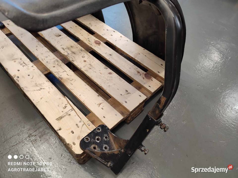 Błotnik Valtra N 121 wielkopolskie Wilkowo