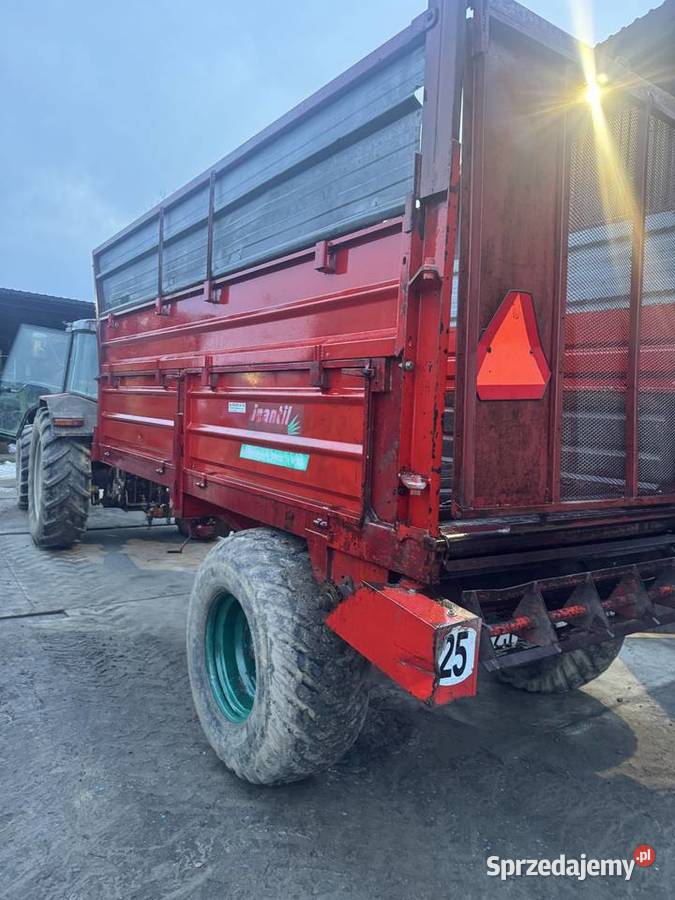 Rozrzutnik obornika przyczepa na kisząnkę Bobowa sprzedam