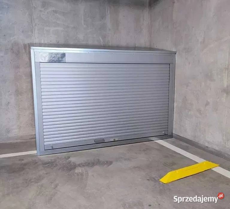 Szafa garażowa zabudowa parking komórka Wrocław