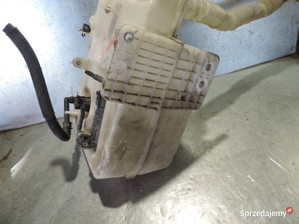 ZBIORNIK ZBIORNICZEK PŁYNU SPRYSKIWACZA VW GOLF małopolskie Nowy Sącz