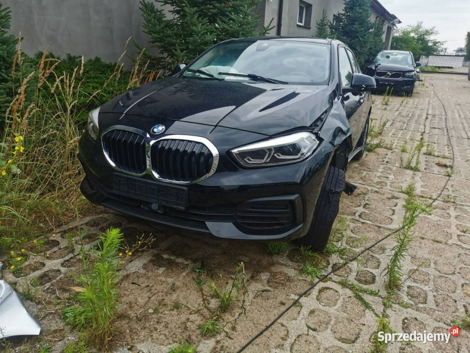 BMW 118 15i 136 118i Faktura Vat 23 Przebieg system Start-Stop