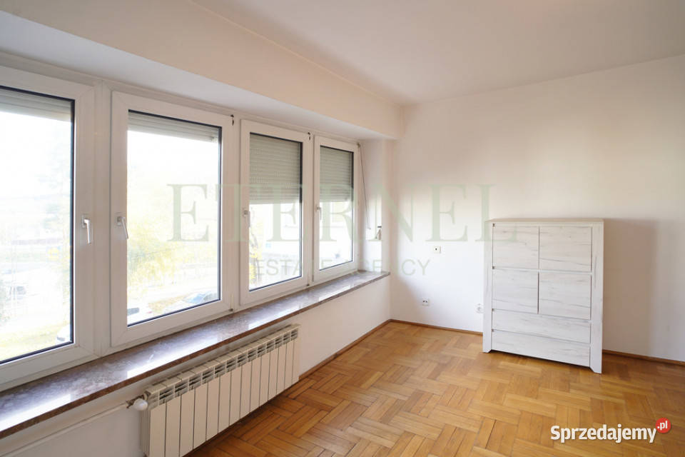 Przestronny dom 350m z widokiem na lasym sprzedam