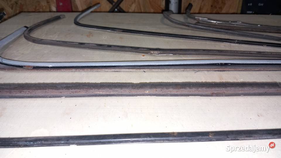 ramki listwy obrzeża drzwi zastava 750 fiat 126p Pozostałe małopolskie Oświęcim