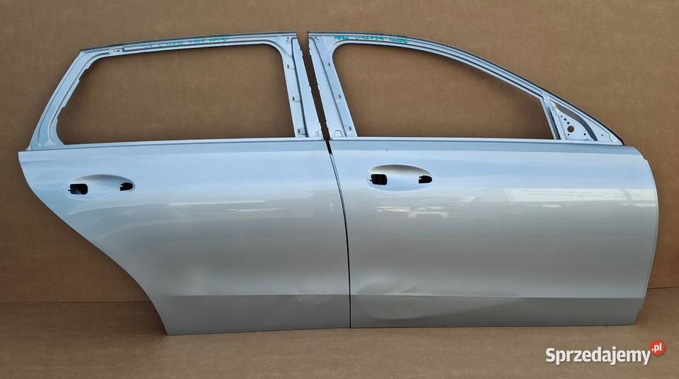 MERCEDES CKLASA W206 KOMBI DRZWI PRAWY TYŁ PRAWE Bieleń