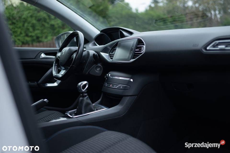PEUGEOT 308 15 BlueHDi Access SS 2018 r garażowany dolnośląskie Wrocław