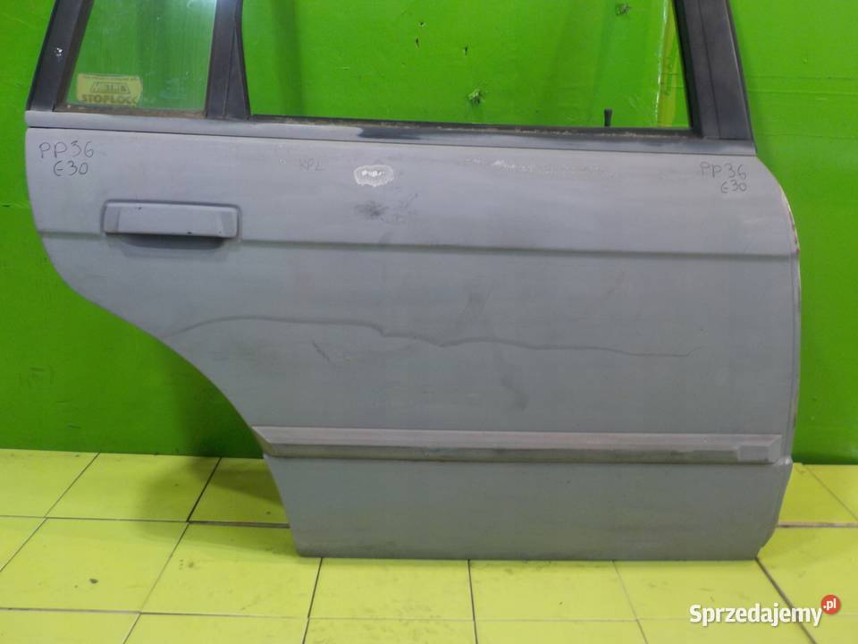 BMW 3 E30 25 B 89r KOMBI drzwi prawe tyl Suków