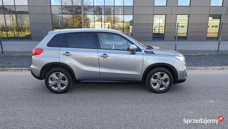 Suzuki Vitara 16PB 2016r 93 NAVI Bluetooth Rok produkcji 2016 łódzkie Pabianice