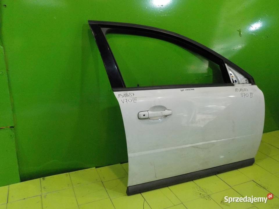 VOLVO V70 III 24 D5 09r KOMBI drzwi prawe przod mazowieckie Suków