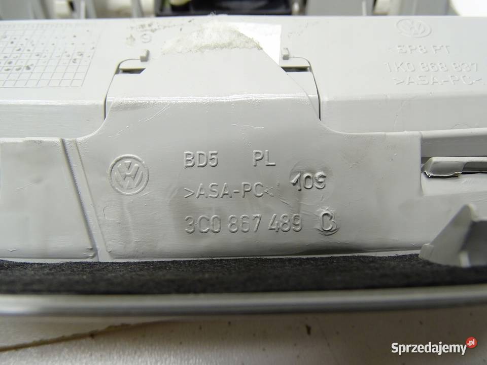 LAMPA OŚWIETLENIE KABINY PODSUFITKI VW PASSAT CC Lampy przednie