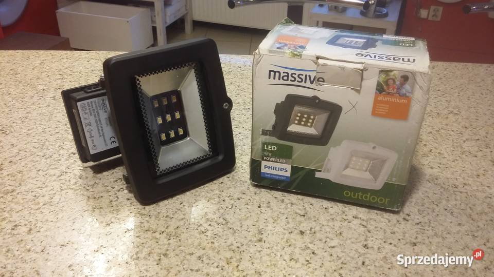 Naświetlacz LED Massive FES 175213010 NOWY Warszawa sprzedam