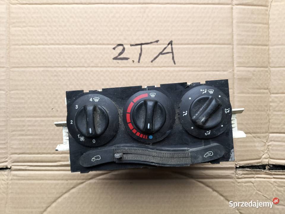 Panel Nawiewu klimatyzacji MERCEDES AKLASA W168 Kamień-Kolonia