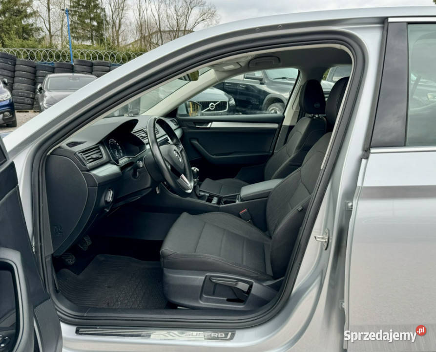 koda Superb Salon LEDNaviPDCSerwisGwarancja III system Start-Stop Kamienna Góra sprzedam