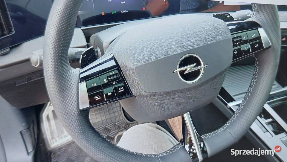 Opel Astra 12 benzyna turbo 96kW Ultimate pakiet Borzytuchom sprzedam