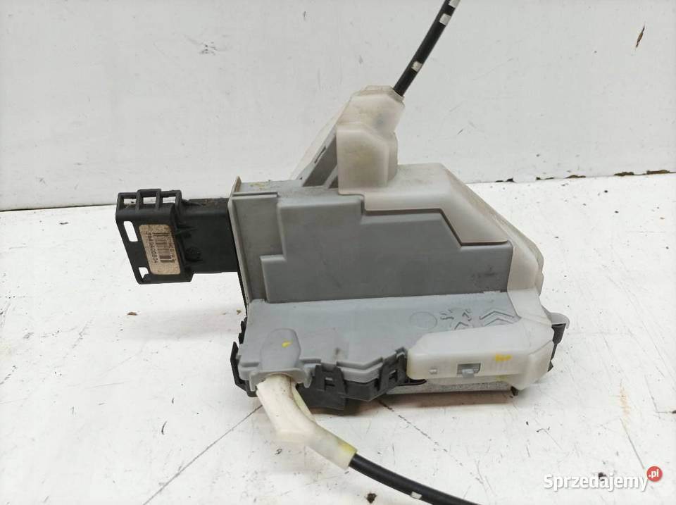 ZAMEK DRZWI TYŁ LEWY PSA732297 Peugeot 3008 I