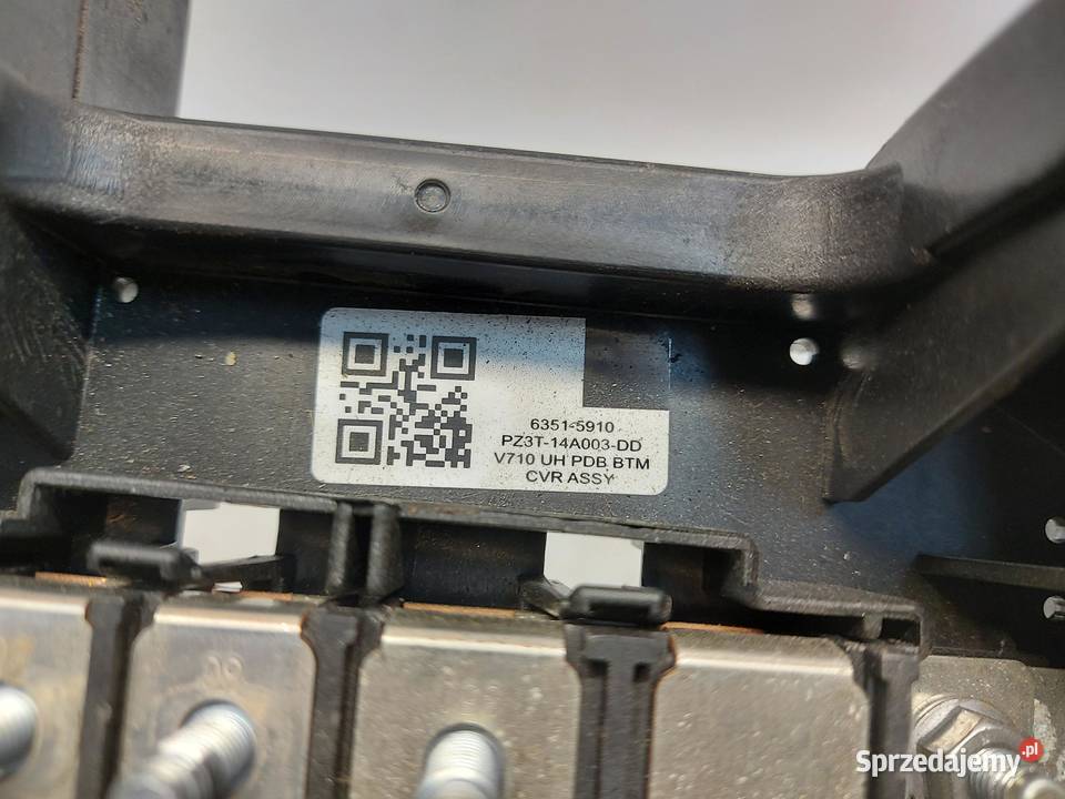 Transit Custom II obudowa podstawa skrzynka