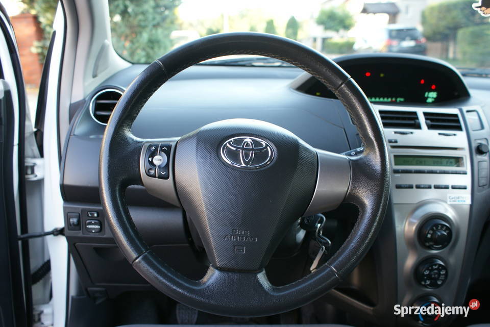 HIT Jedyna Taka 64 Toyota Yaris 13 101 pierwszy właściciel Olsztyn sprzedam