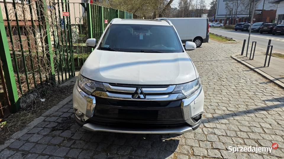 Mitsubishi Outlander III 30 V6 gaz sprzedam