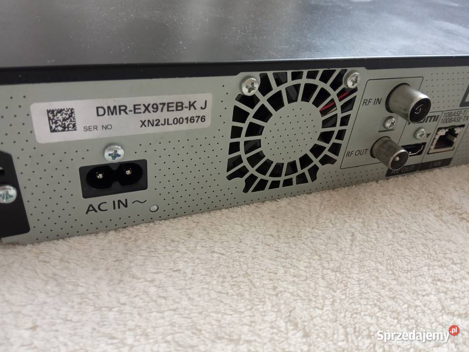 Panasonic DMREX97EBK Nagrywarka HDD 500GB